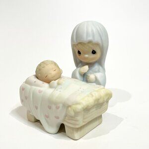 Precious Moments Come Let Us Adore Him 1982 Mother Mary Baby Jesus 2 Figurines